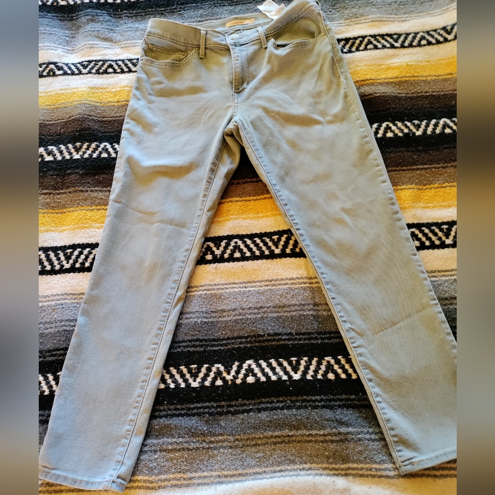 Slimming skinny Levi's